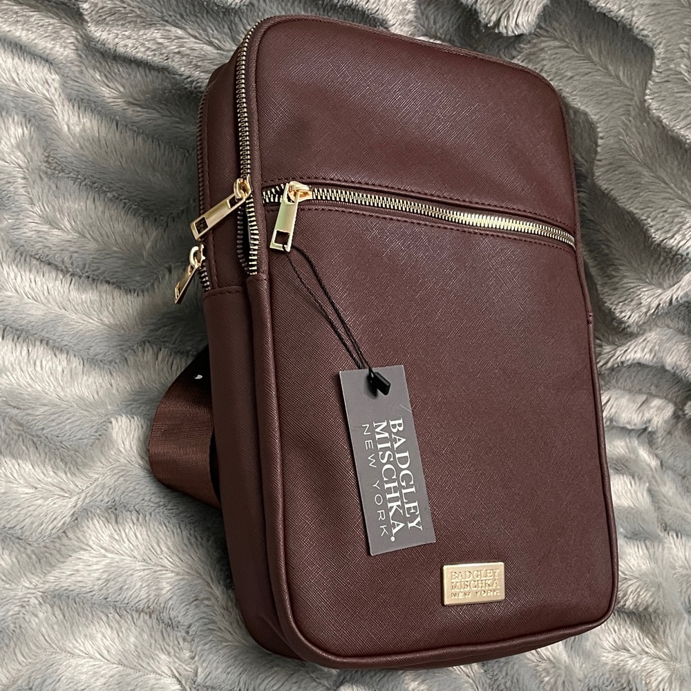 Badgley Mischka Brown Men's sling bag